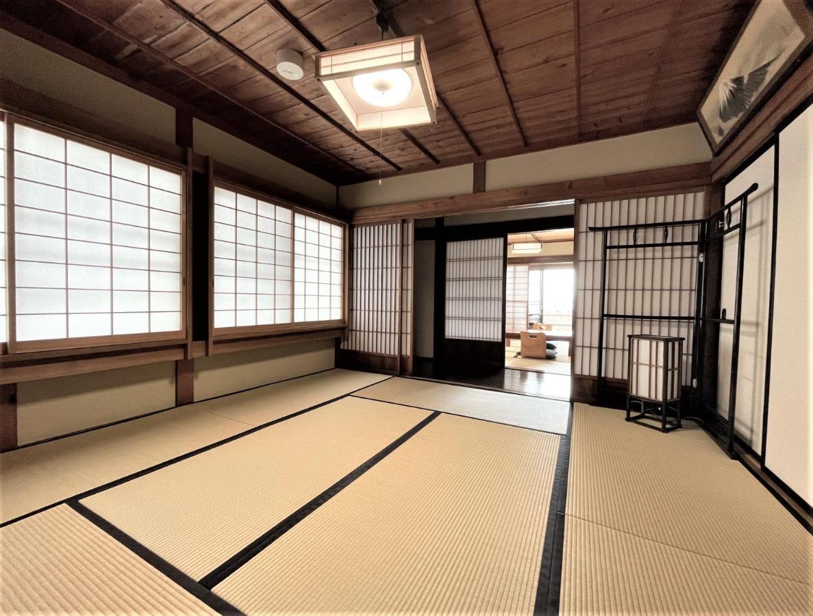 宿屋白金家 Yadoya-Shiroganeya 1日1組限定2名から8名様まで 全館貸切り 伝統的建造物の旅籠宿 Traditional Culture Experience Nagano Dış mekan fotoğraf