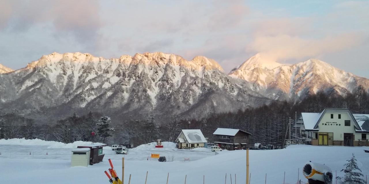 宿屋白金家 Yadoya-Shiroganeya 1日1組限定2名から8名様まで 全館貸切り 伝統的建造物の旅籠宿 Traditional Culture Experience Nagano Dış mekan fotoğraf