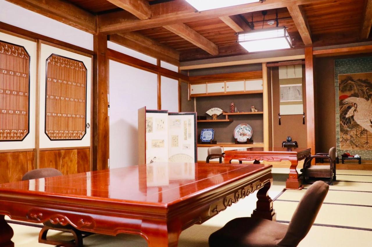 宿屋白金家 Yadoya-Shiroganeya 1日1組限定2名から8名様まで 全館貸切り 伝統的建造物の旅籠宿 Traditional Culture Experience Nagano Dış mekan fotoğraf