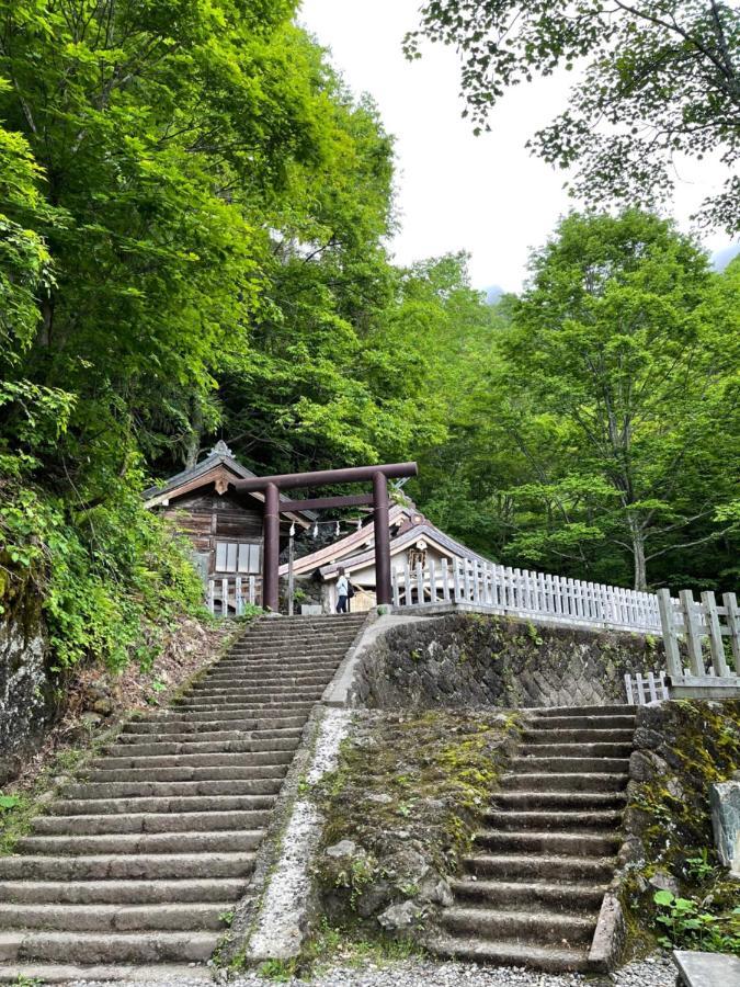 宿屋白金家 Yadoya-Shiroganeya 1日1組限定2名から8名様まで 全館貸切り 伝統的建造物の旅籠宿 Traditional Culture Experience Nagano Dış mekan fotoğraf