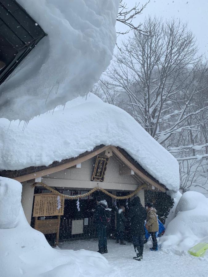 宿屋白金家 Yadoya-Shiroganeya 1日1組限定2名から8名様まで 全館貸切り 伝統的建造物の旅籠宿 Traditional Culture Experience Nagano Dış mekan fotoğraf
